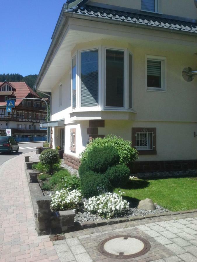 Апартаменты Haus Laetsch Бад-Петерсталь-Грисбах Экстерьер фото